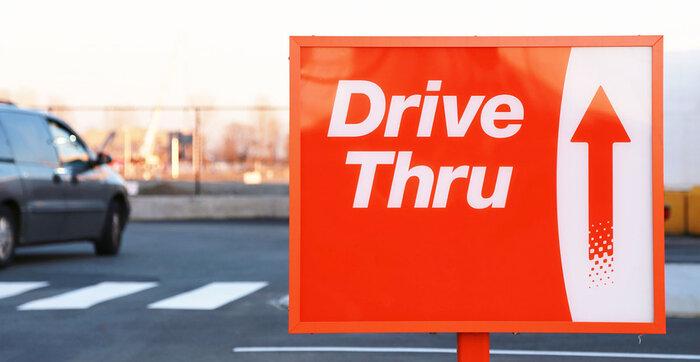 what-fast-food-chain-was-the-first-to-offer-full-drive-thru-service